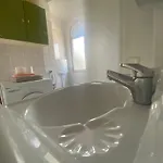 Apartment Captain's House - 4 Stars - No Neighbors *