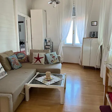 Captain's House - 4 Stars - No Neighbors Apartman Lovran