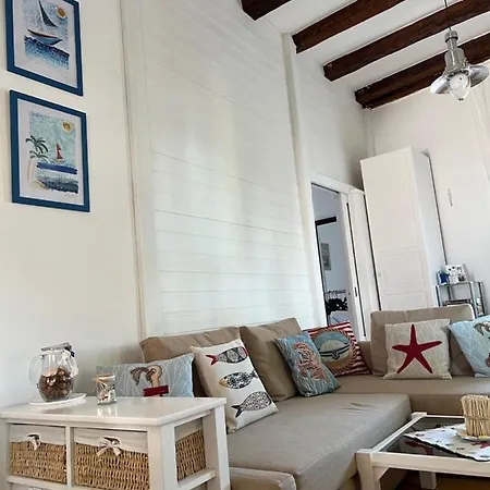 Captain's House - 4 Stars - No Neighbors *