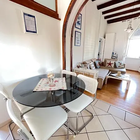 Captain's House - 4 Stars - No Neighbors * Lovran