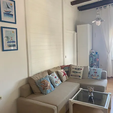 Captain's House - 4 Stars - No Neighbors Appartement