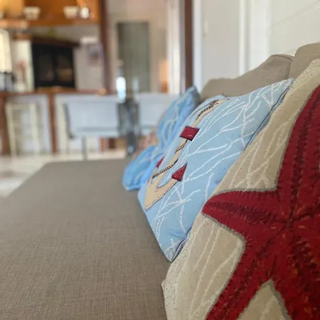 Apartment Captain's House - 4 Stars - No Neighbors