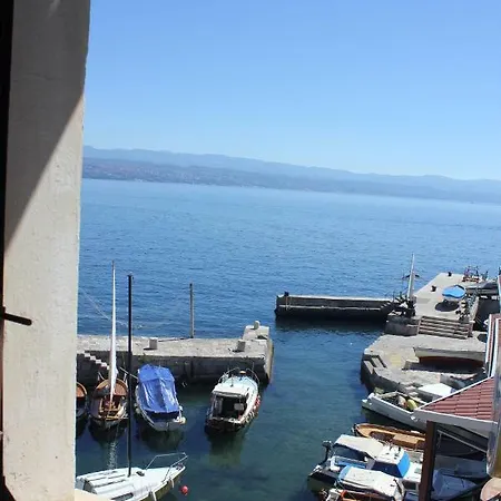 Captain's House - 4 Stars - No Neighbors Appartement
