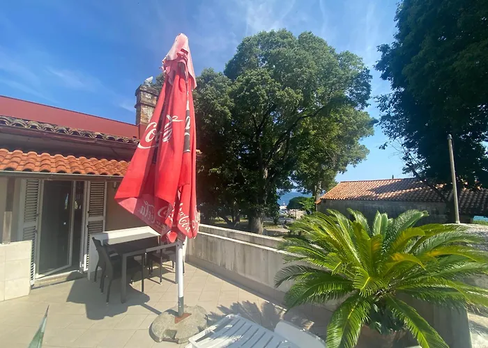 Apartment Captain's House - 4 Stars - No Neighbors *